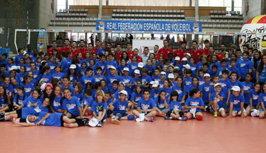 Abierto el proceso de inscripción para el Programa Pequevoley 2016-2017