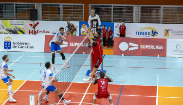   El Bus Leader San Roque rescata un punto en la visita del Playas de Benidorm